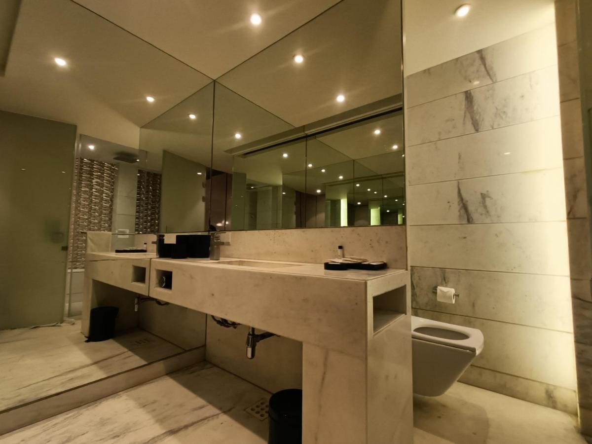 Boulevard By Design Hotel Chennai Luaran gambar