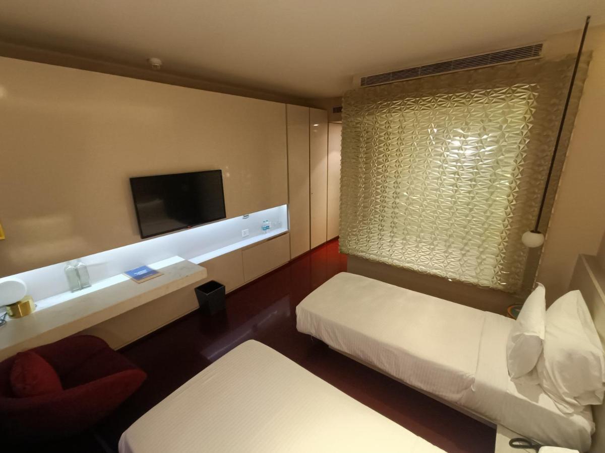 Boulevard By Design Hotel Chennai Luaran gambar
