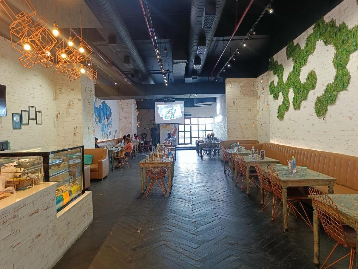 Boulevard By Design Hotel Chennai Luaran gambar