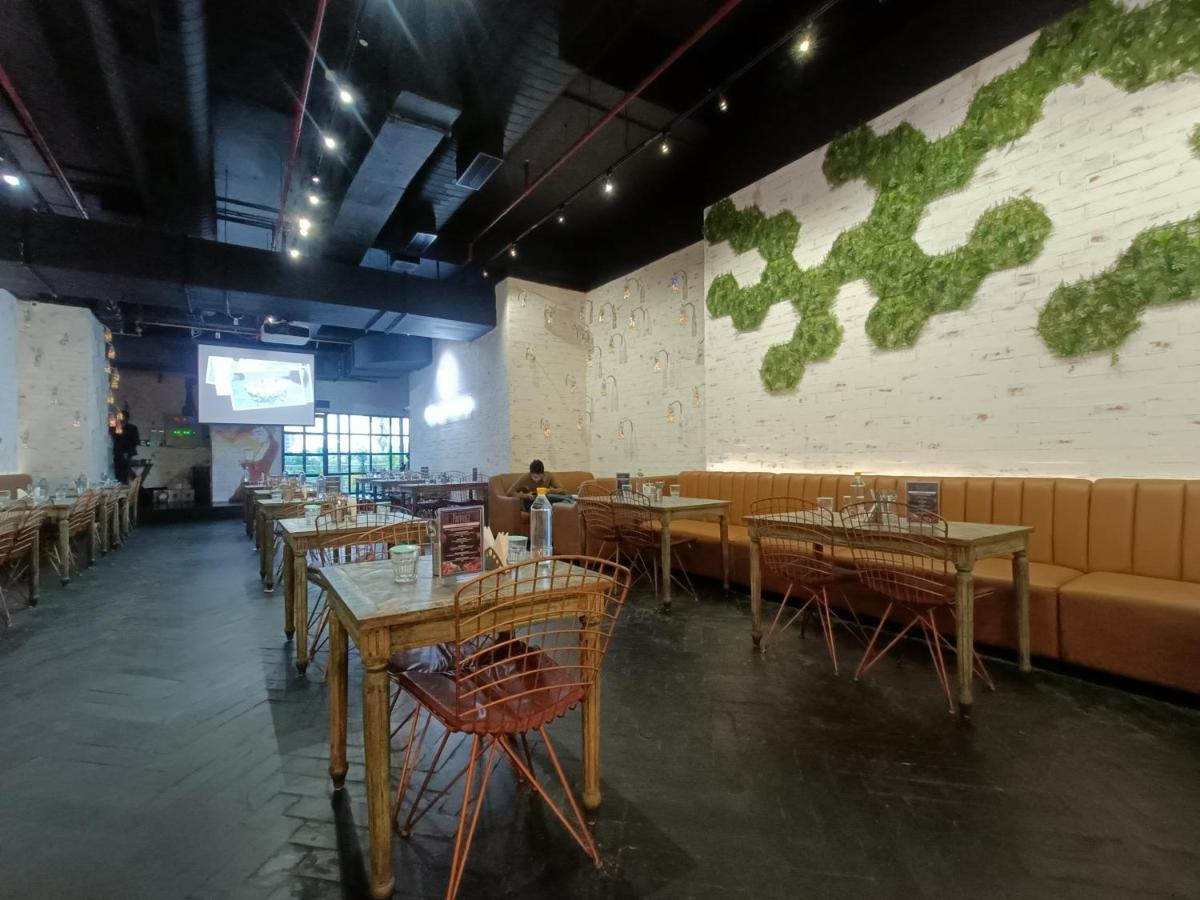Boulevard By Design Hotel Chennai Luaran gambar