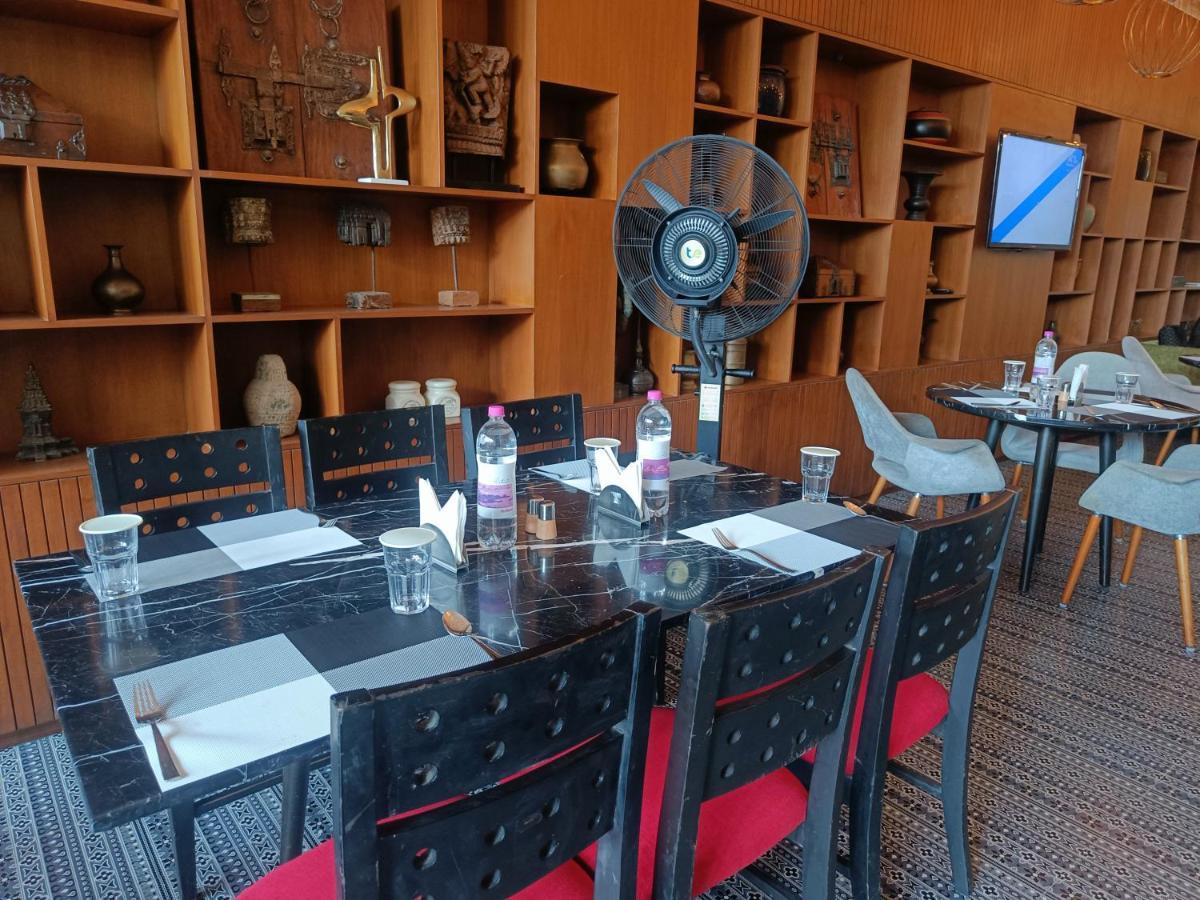 Boulevard By Design Hotel Chennai Luaran gambar