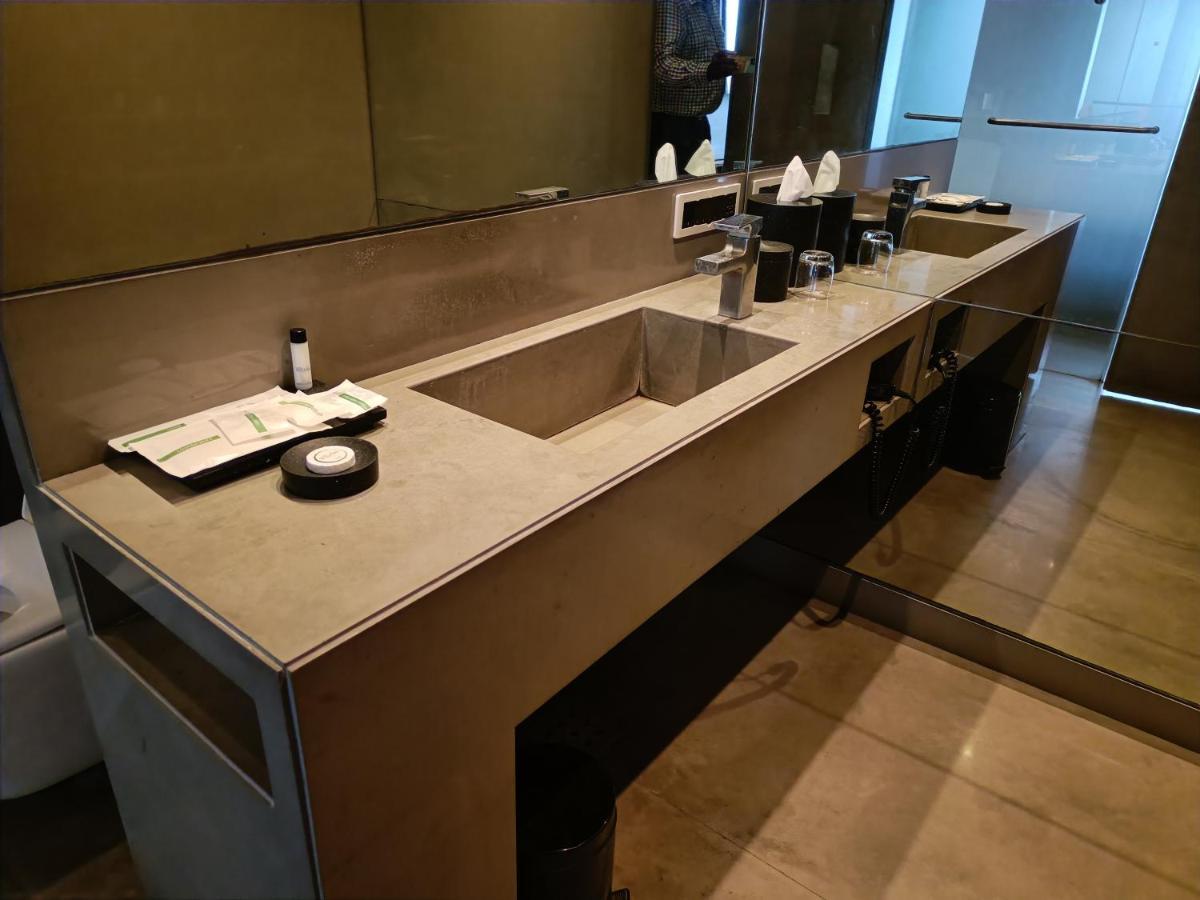 Boulevard By Design Hotel Chennai Luaran gambar