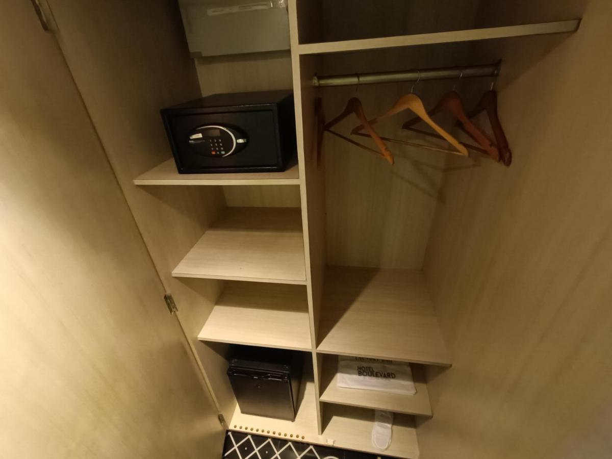 Boulevard By Design Hotel Chennai Luaran gambar